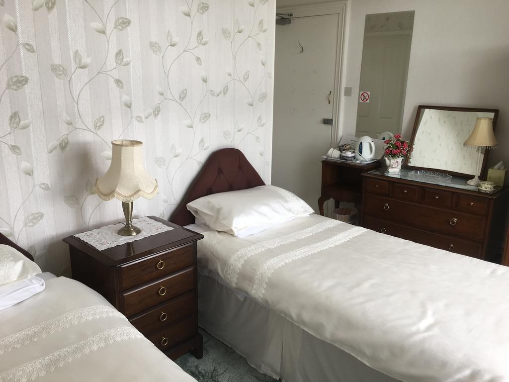 Bron Orme Private Hotel Лландидно Екстер'єр фото