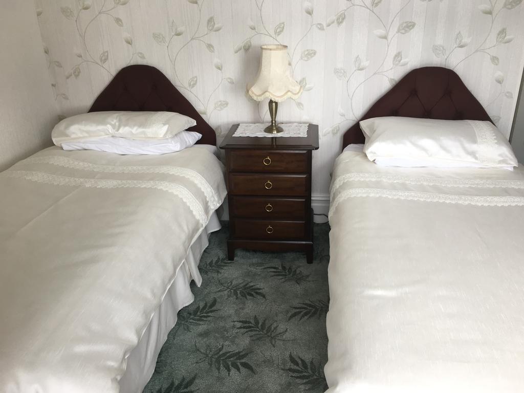 Bron Orme Private Hotel Лландидно Екстер'єр фото